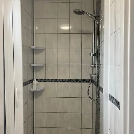 בית נופש In Semlin ראתנאו