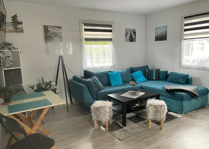 In Semlin ראתנאו